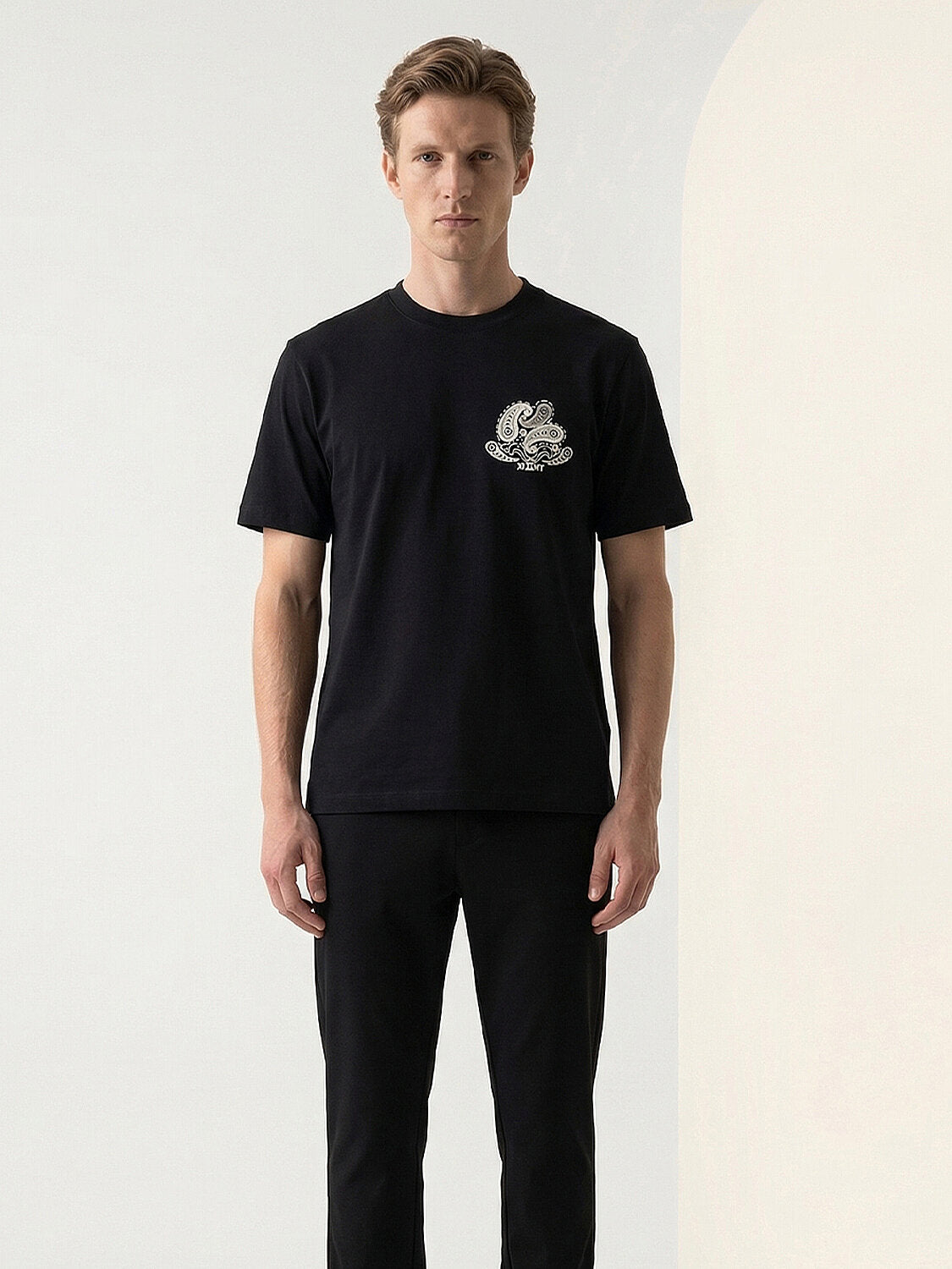 Xint Black Printed Short Sleeved T-Shirt