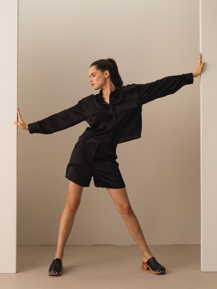 Xint Oversized Black Short