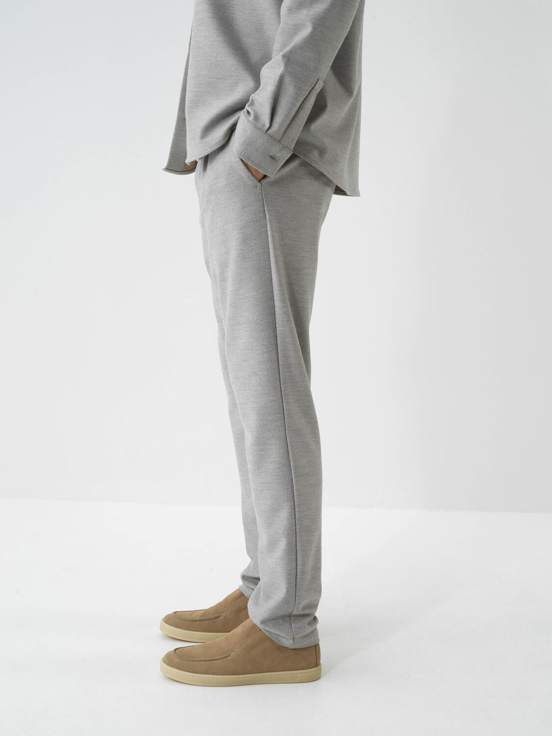 Xint Grey Flexible Textured Regulat Fit Jogger Pant
