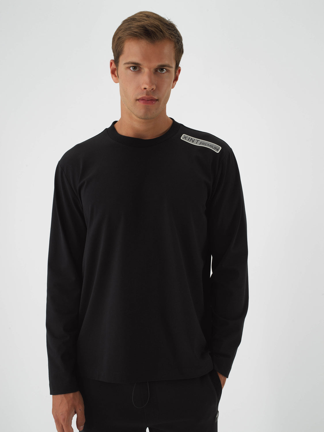 Xint Cotton Black Regular Fit Long Sleeve Pullover