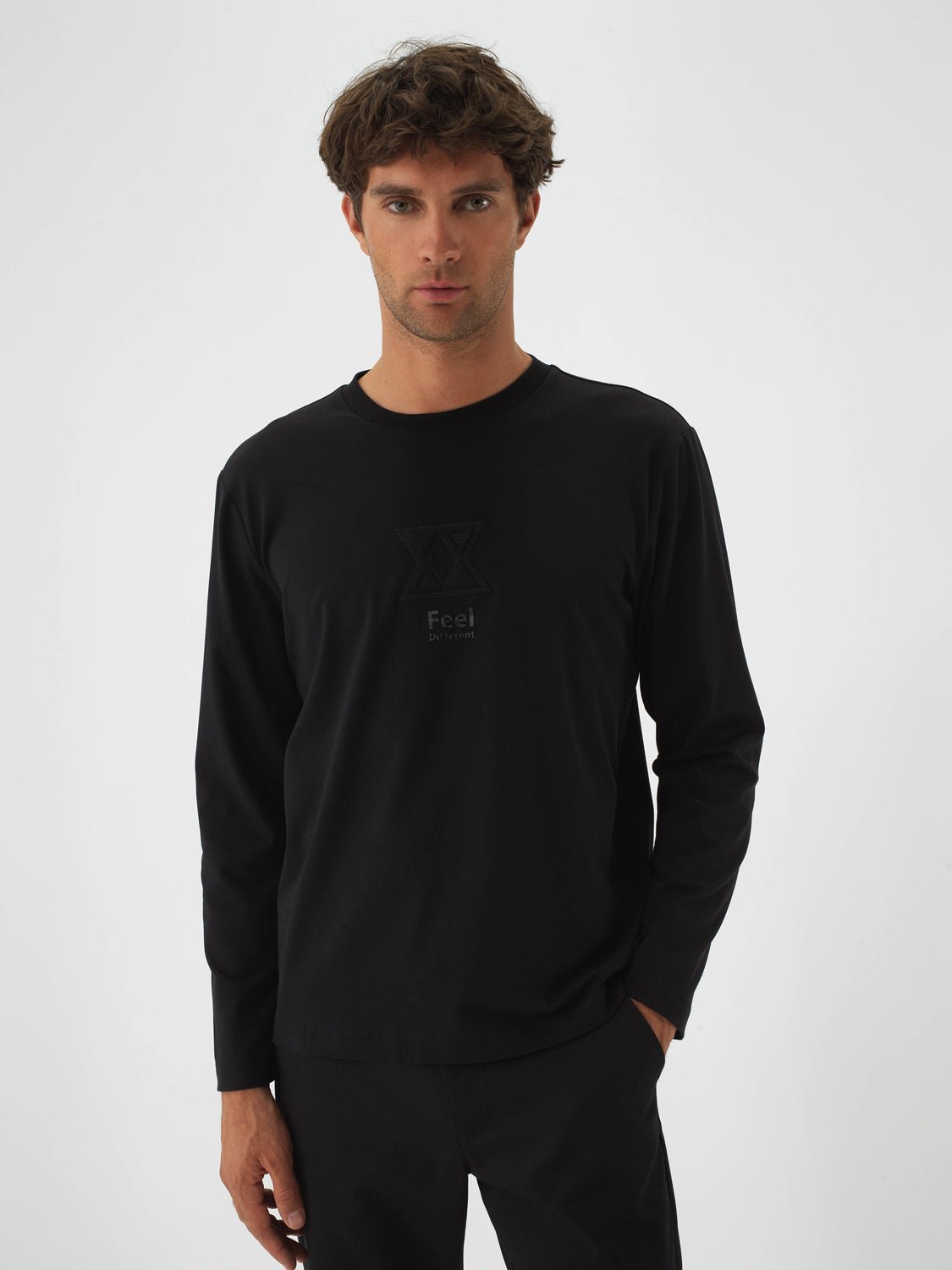 Xint Black Regular Fit Long Sleeve Pullover