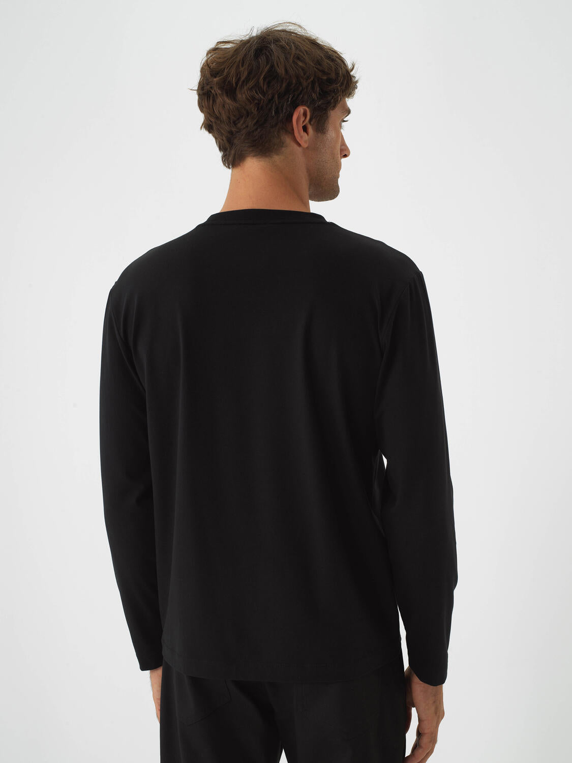 Xint Black Regular Fit Long Sleeve Pullover