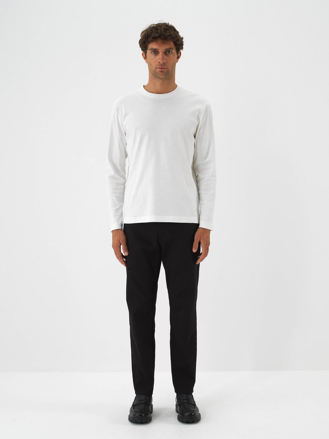 Xint Off.White Textured Regular Fit T-Shirt