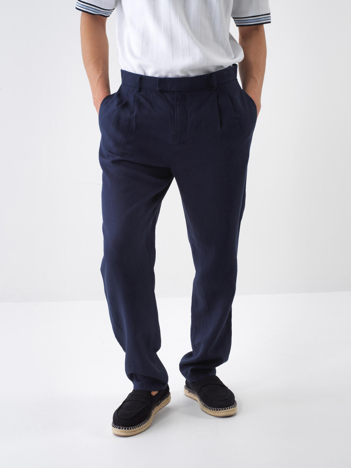 Xint Navy Regular Fit Linen Pant