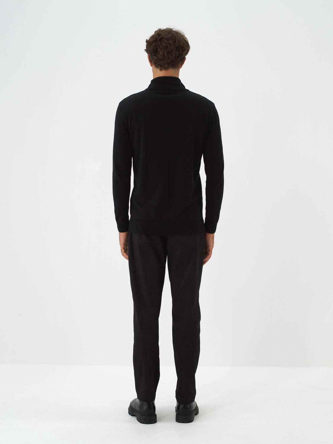 Xint Black Cotton Textured Regular Fit Sweater