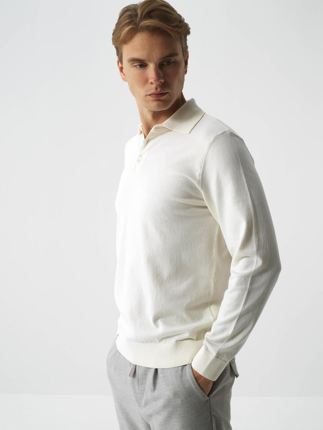 Xint Off.White Cotton Textured Regular Fit Sweater