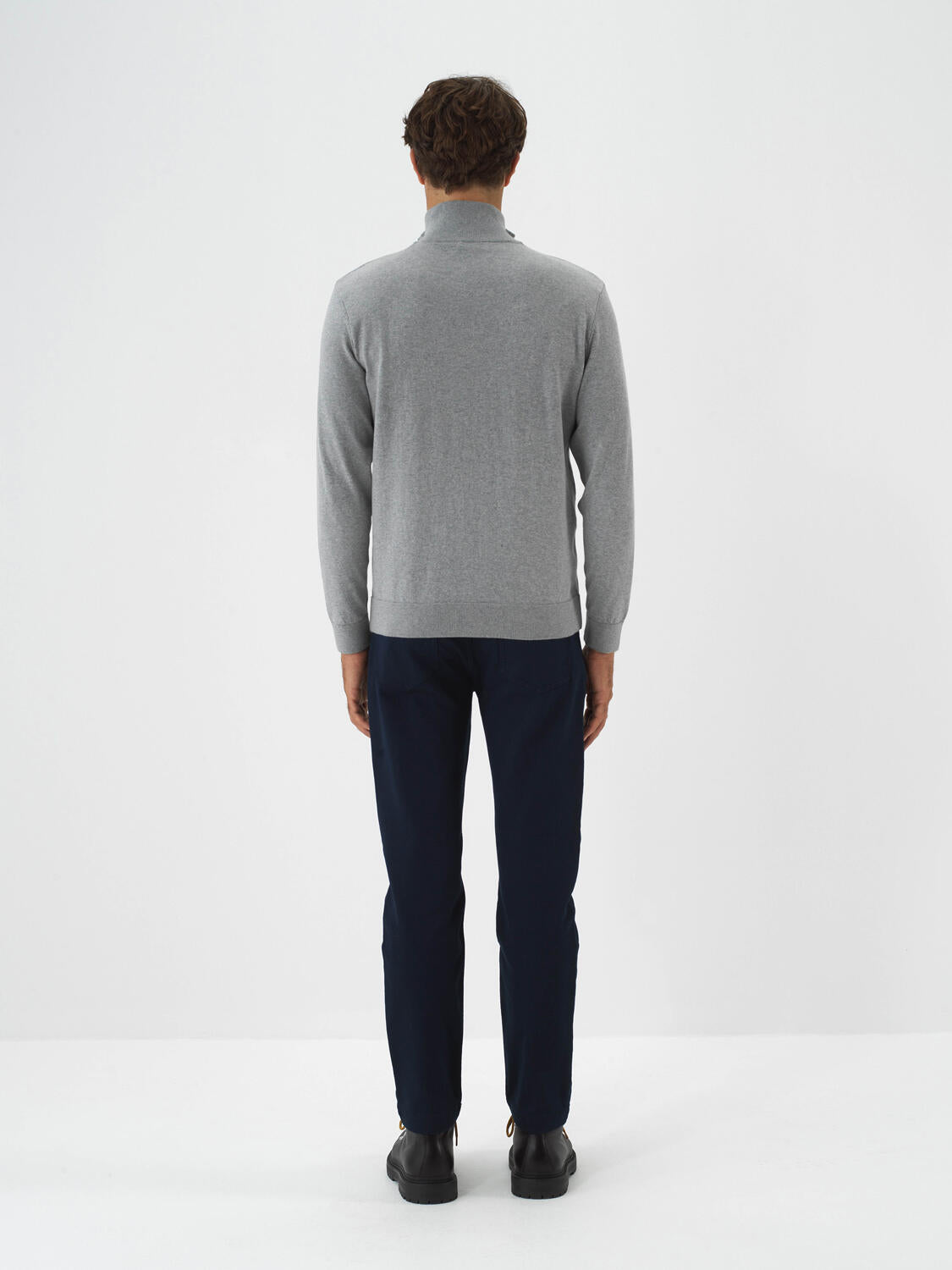 Xint Grey Cotton Textured Regular Fit Sweater