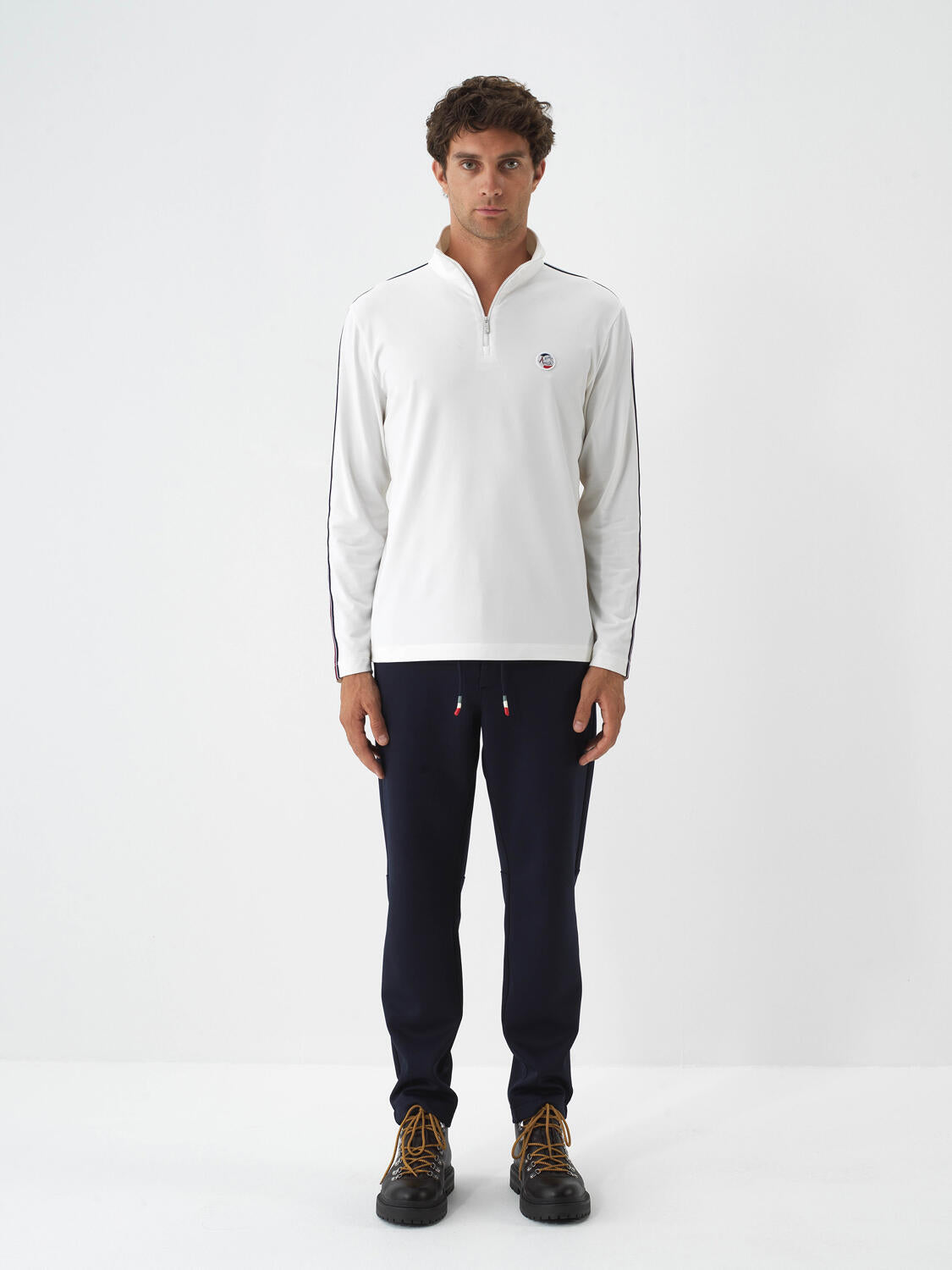 Xint Offwhite Flexible Textured Regular Fit Sweater