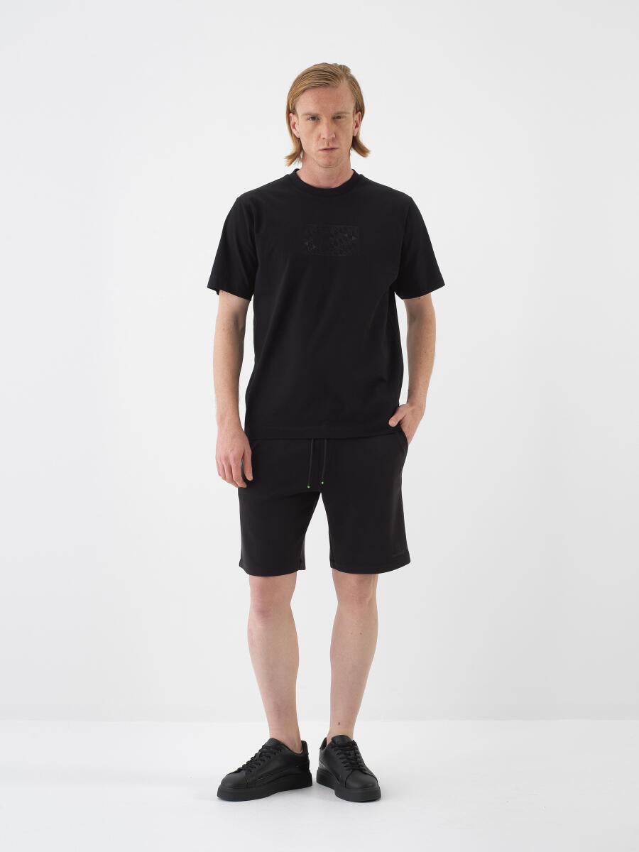 Xint Black Regular Fit Cotton T-Shirt With Front Design
