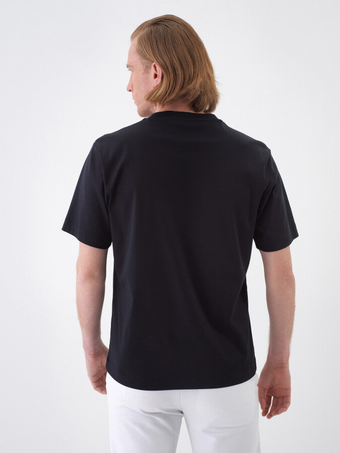 Xint Black Short Sleeved T-Shirt