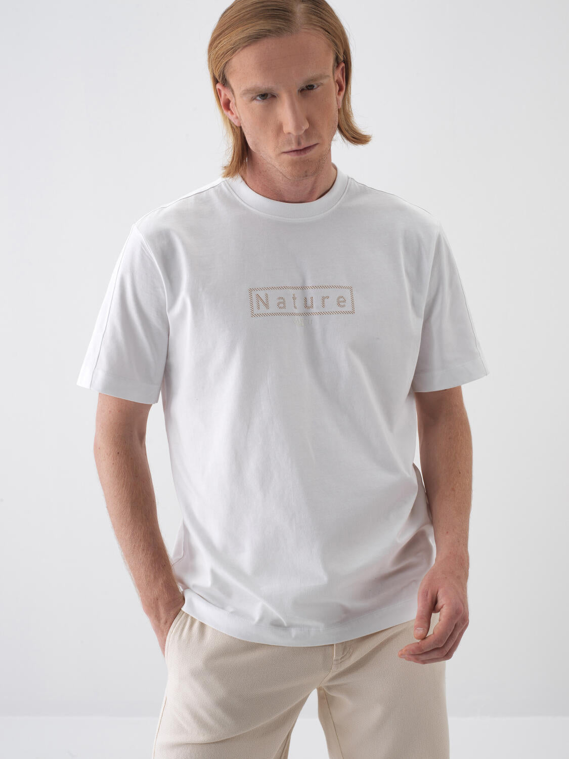 Xint White Regular Fit Cotton T-Shirt With "Nature" Front Design