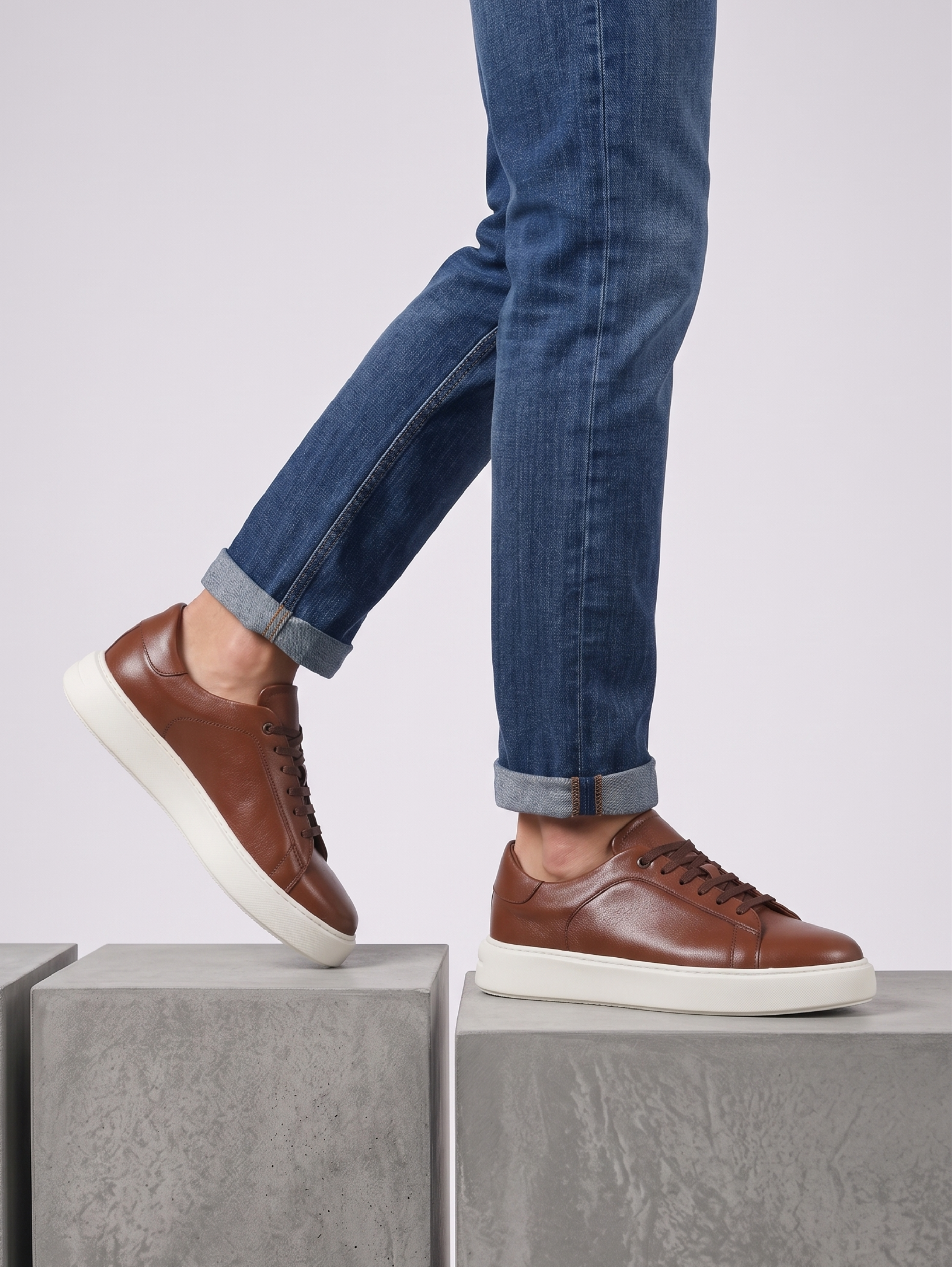 Havan Leather Lace-Up Casual Shoes