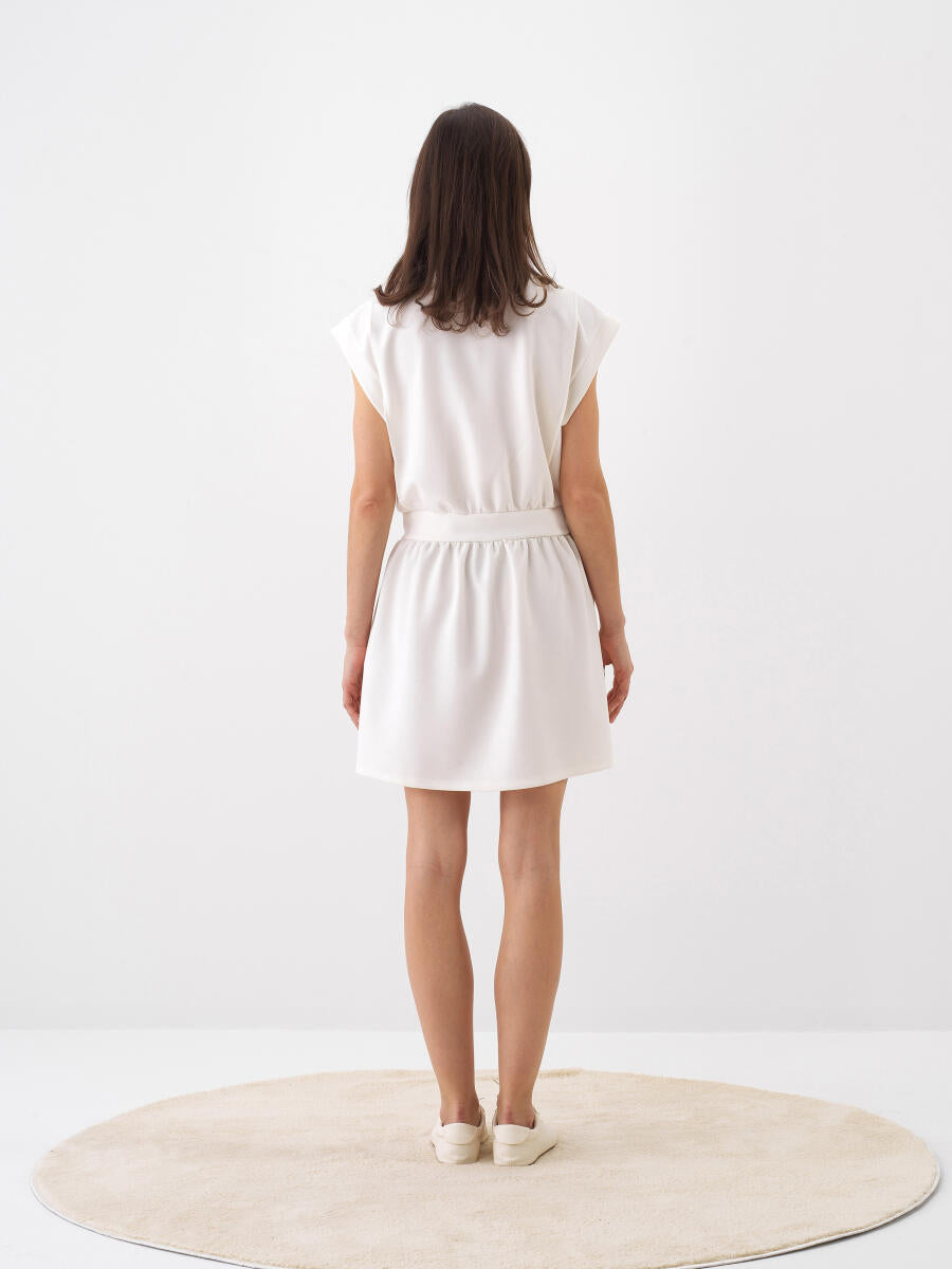 Xint Regular Fit White Dress With Zipper