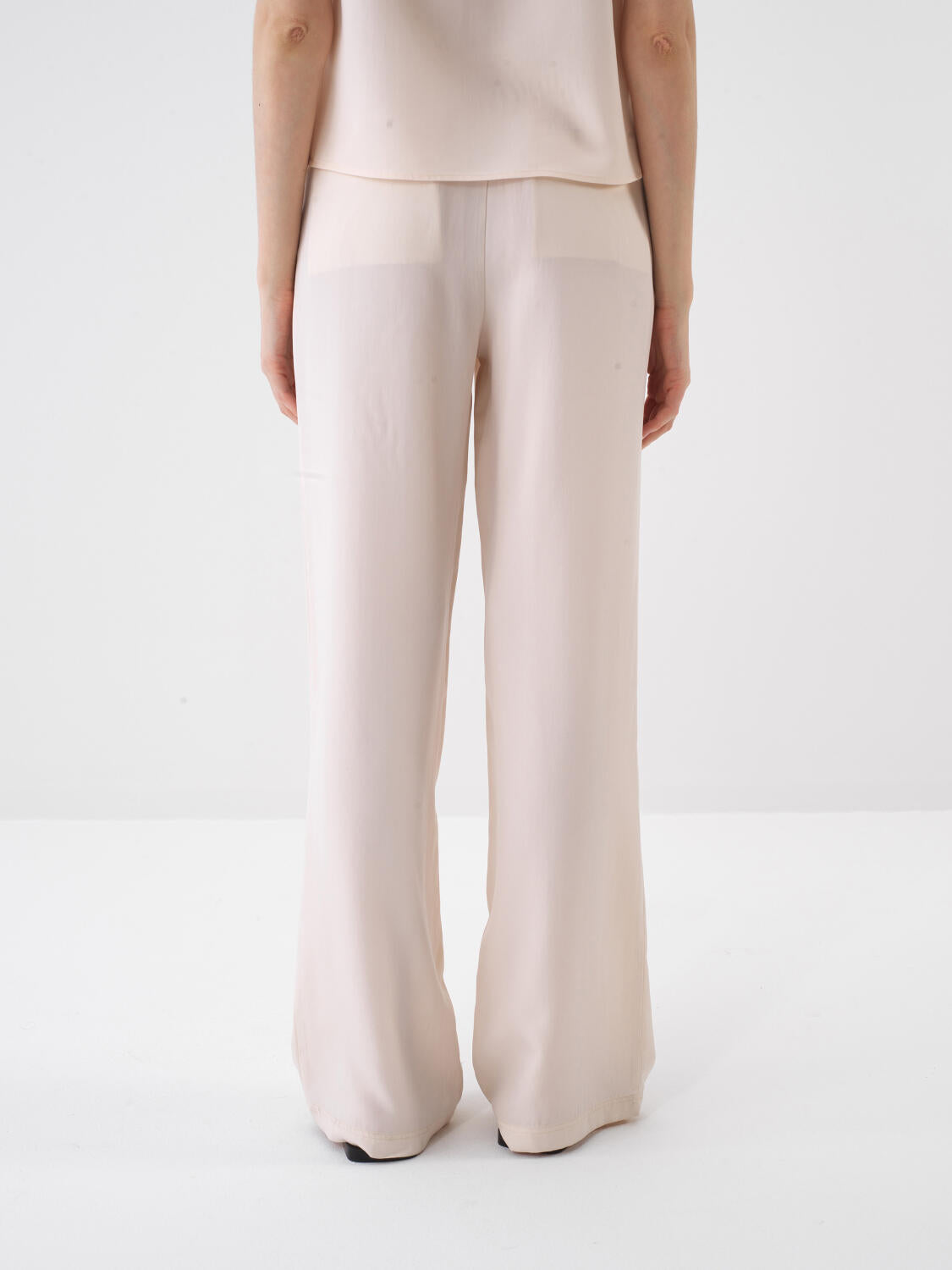 Xint Oversized Beige Pant