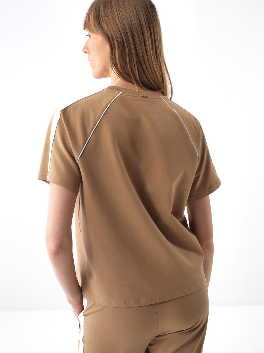 Xint Camel Regular Fit Cotton T-Shirt With Logo