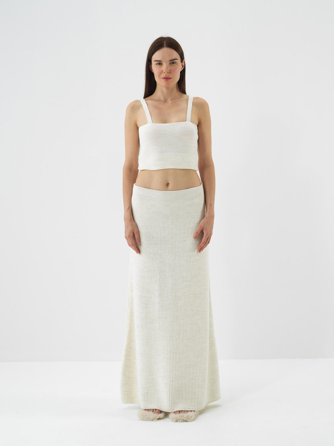 Xint Offwhite Natural Wool Textured Oversize Skirt