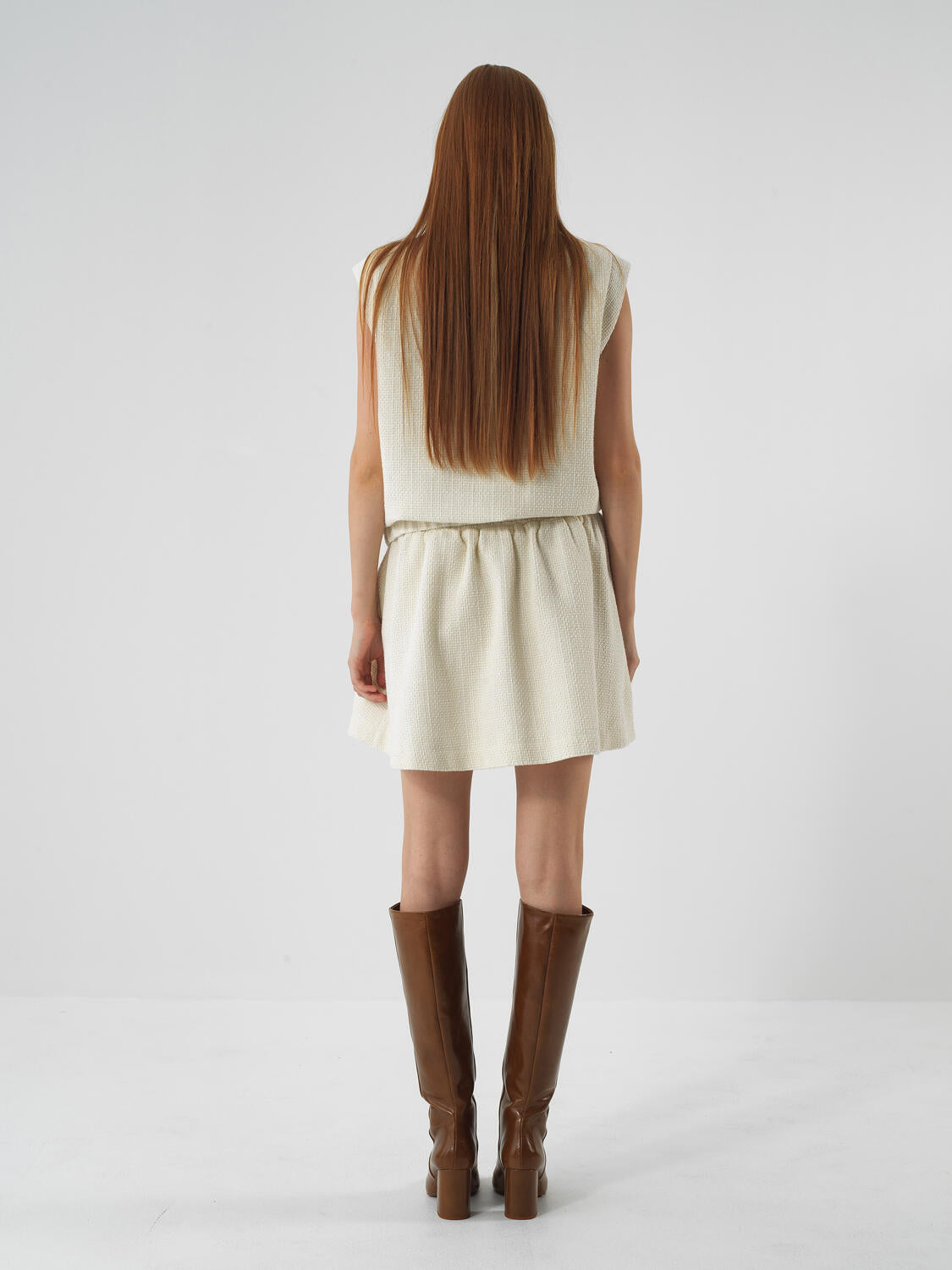 Xint Offwhite Glittery Lurex Detailed Oversize Skirt