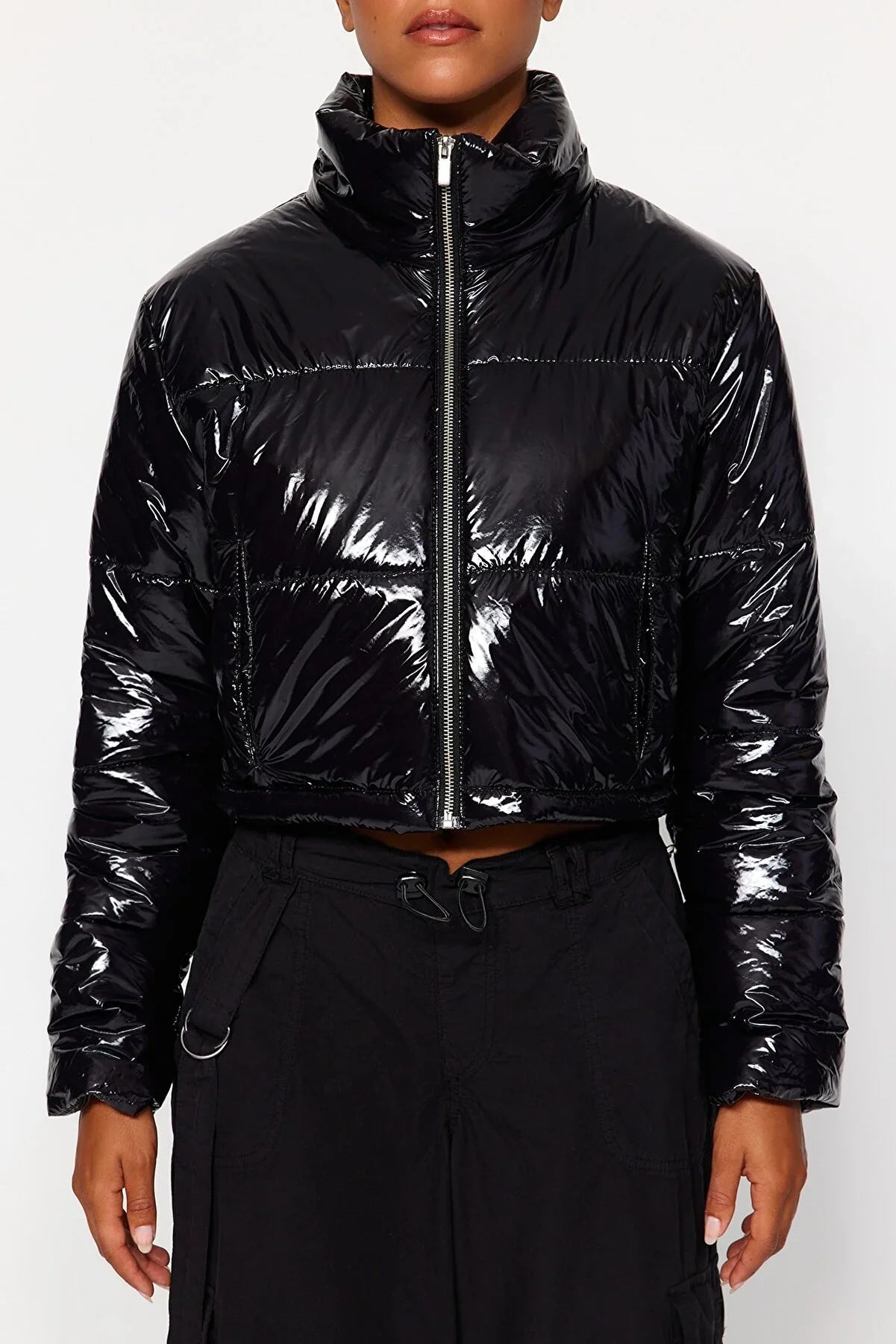 Trendyol Glossy Black Crop Puffer Jacket