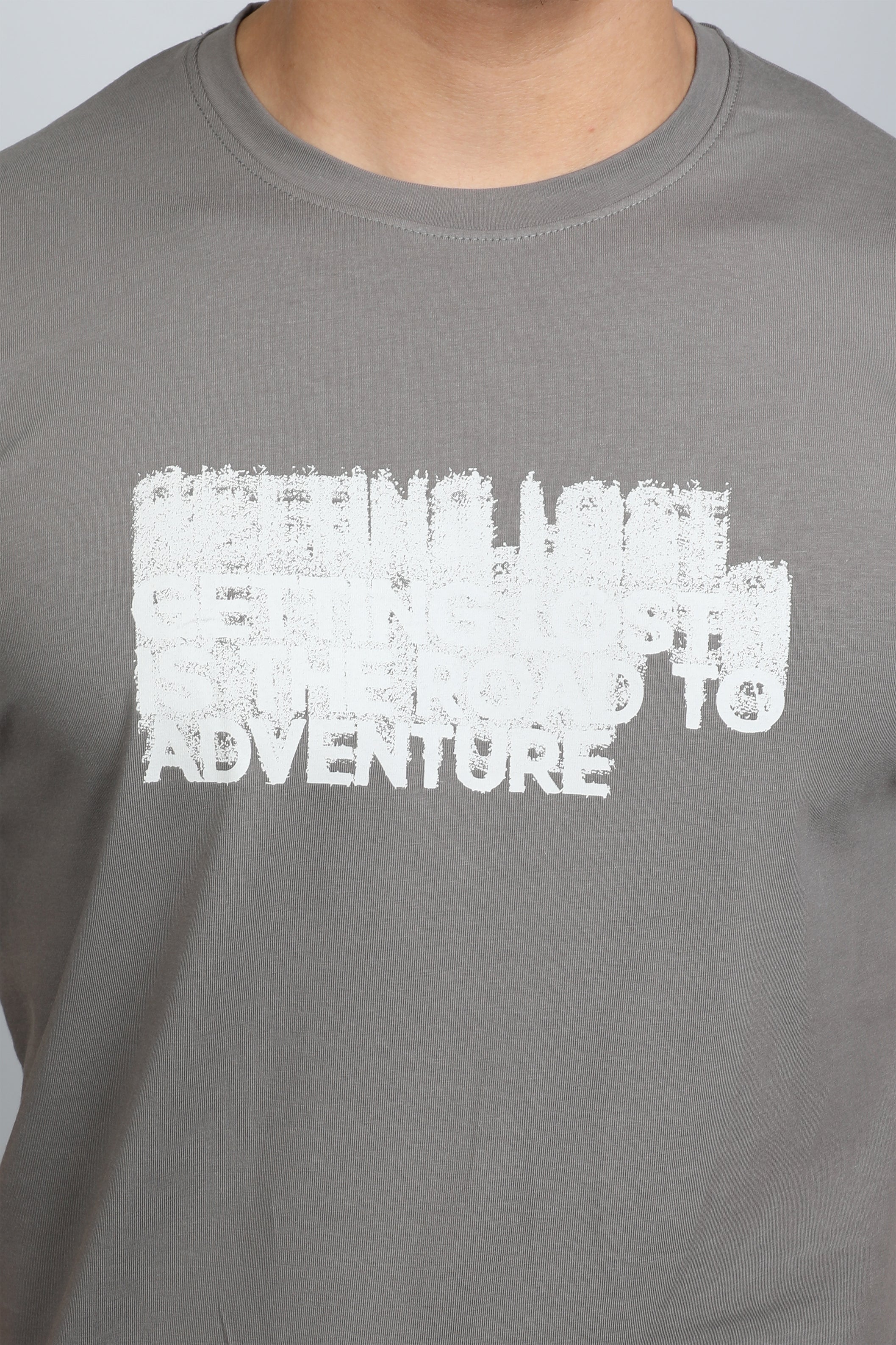 Men Light Grey T-shirt With "Adventure" Front Design