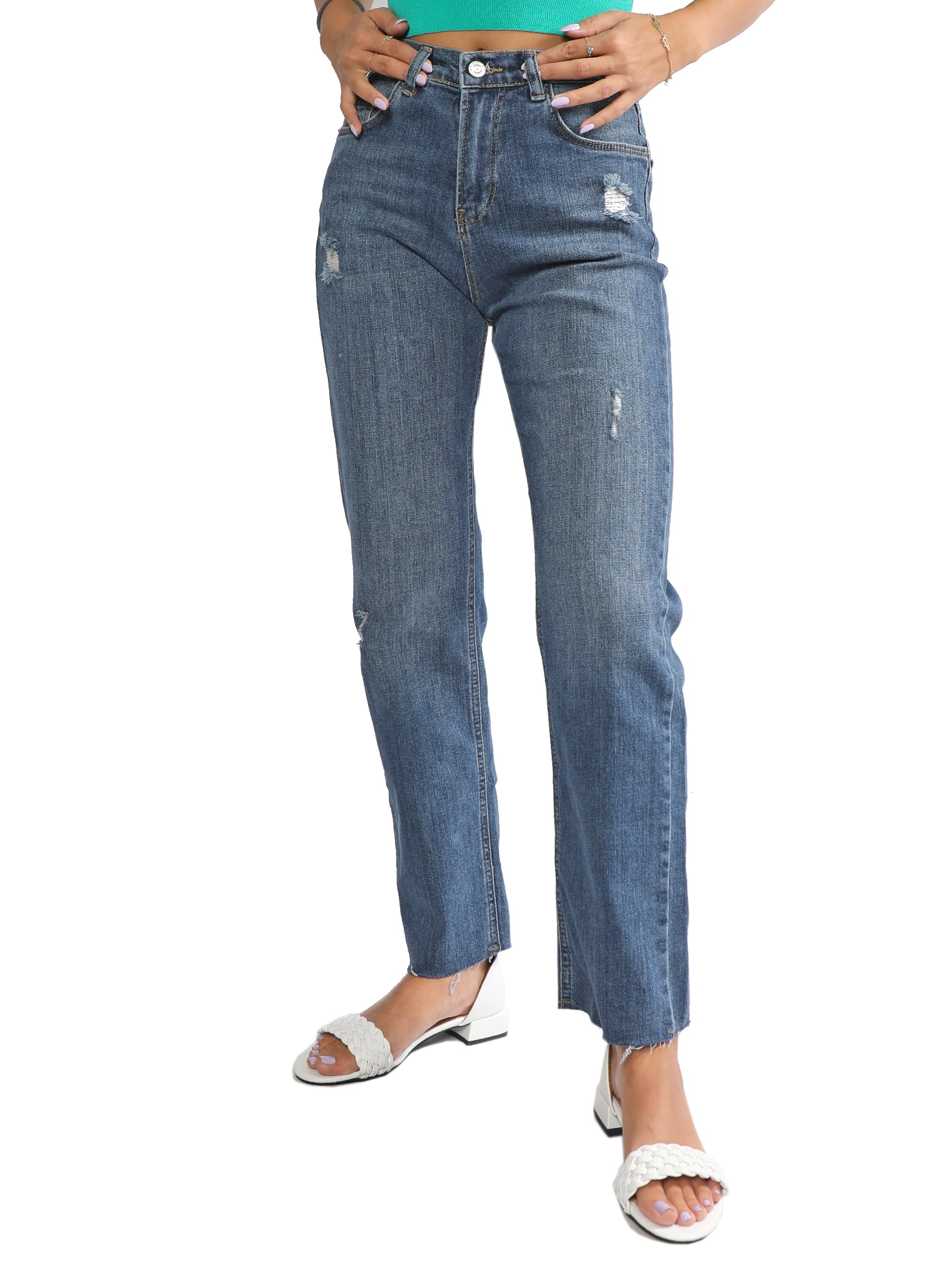 Women Denim Jeans With Simple Ripped Design