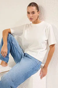 Trendyol Relaxed Fit Offwhite Cotton T-shirt