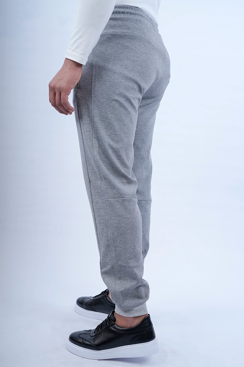 Grey Jogging With Zippered Closable Pockets