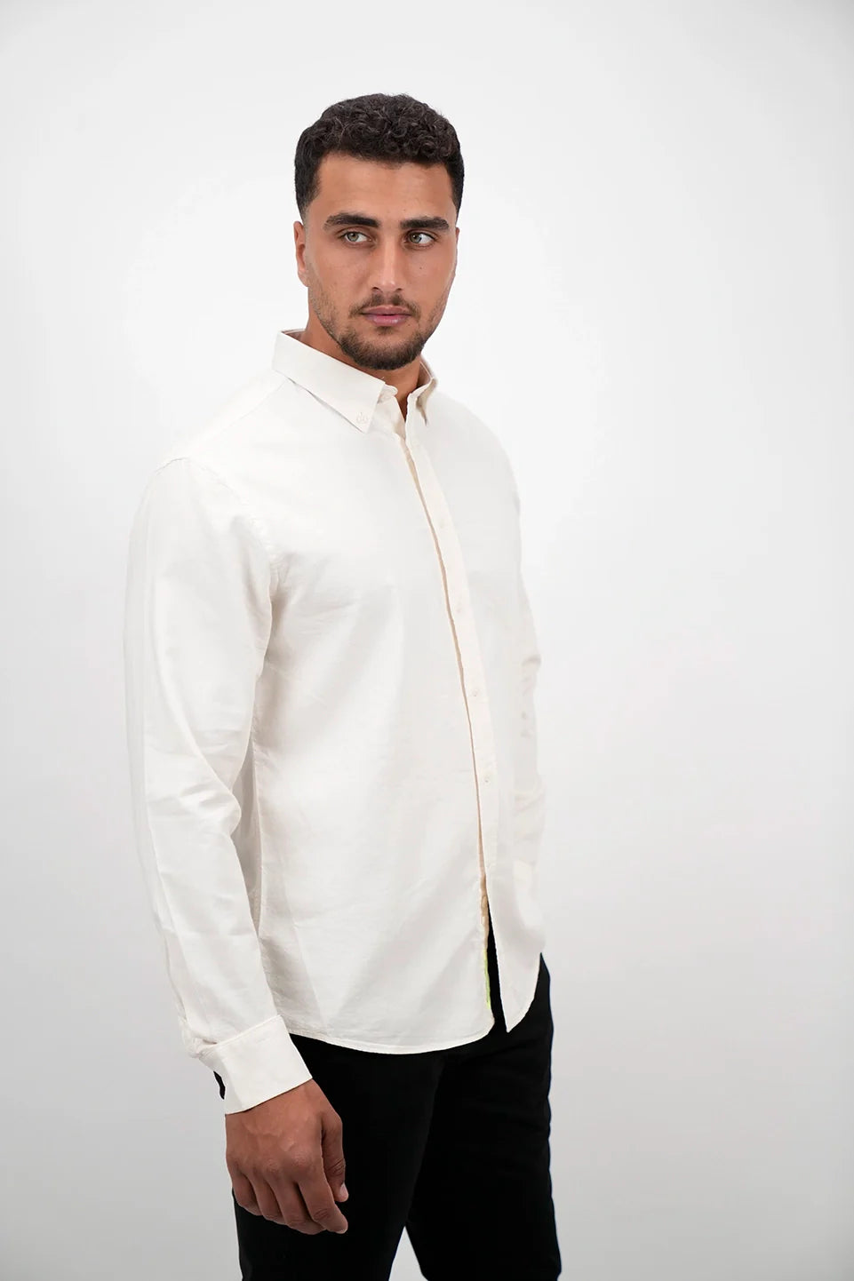 Long Sleeved Beige Linen Shirt With Wing Collar