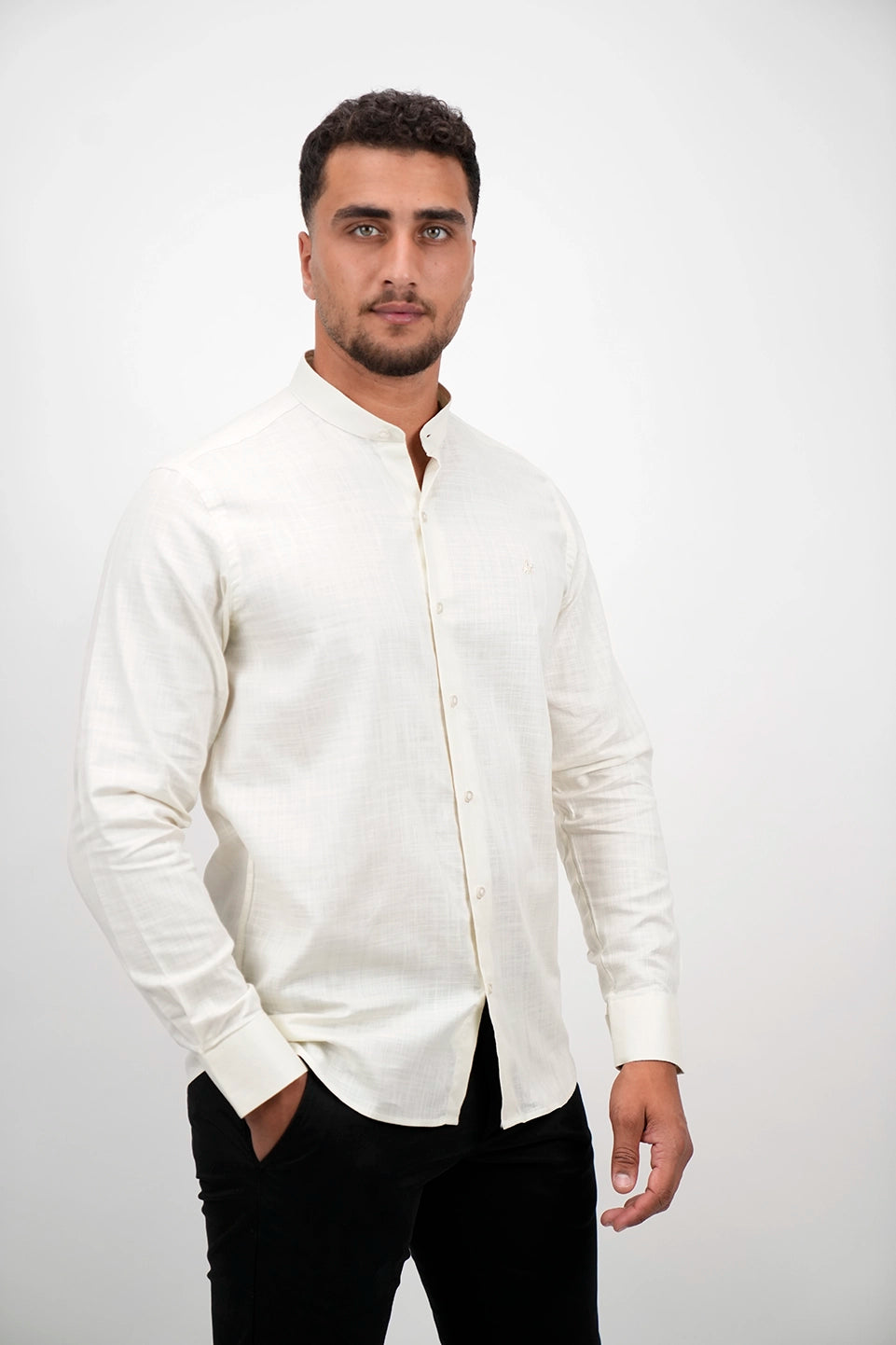 Long Sleeved Beige Linen Shirt With Wing Collar