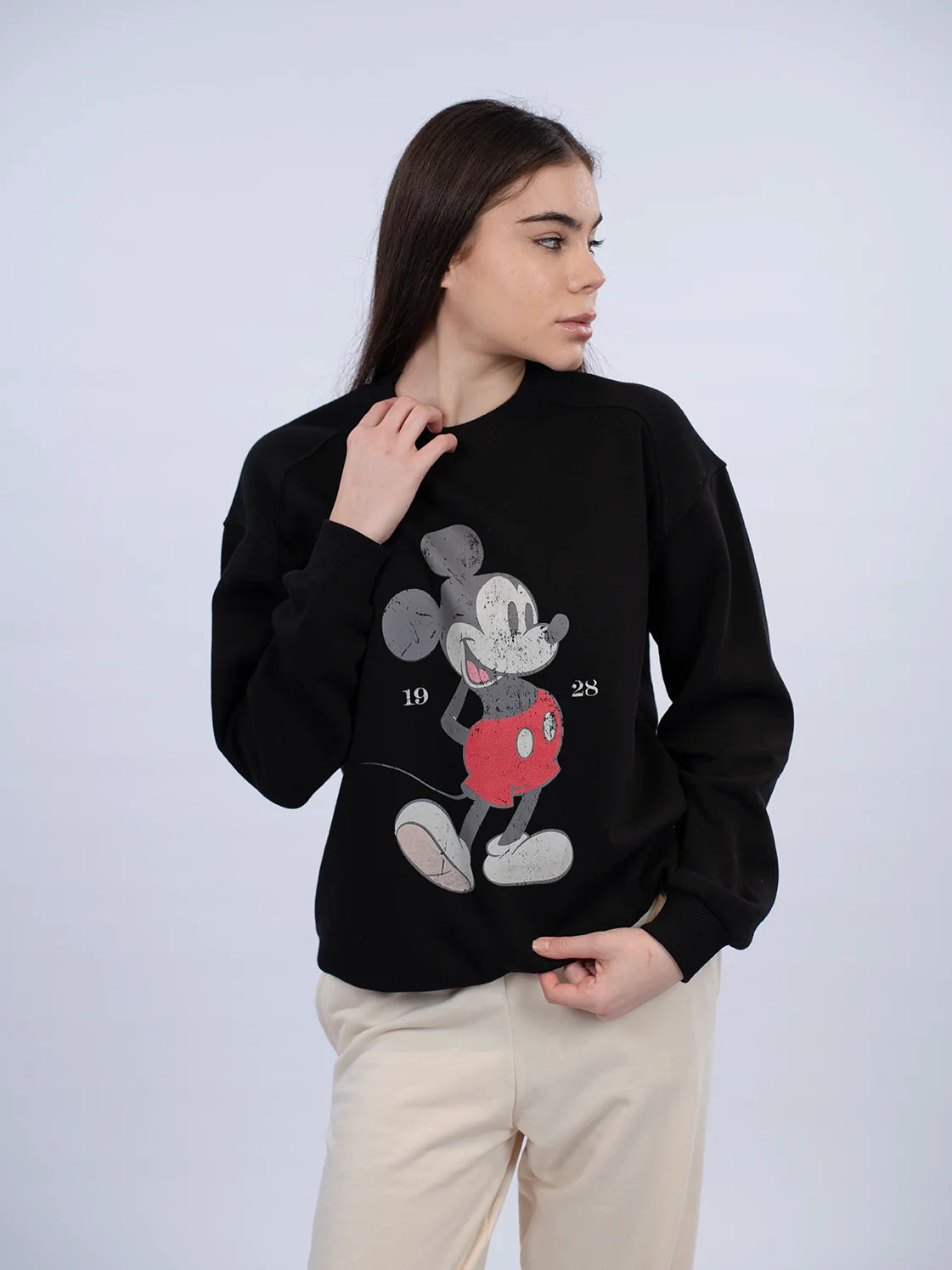 Black Casual Sweater With Cartoon Front Design