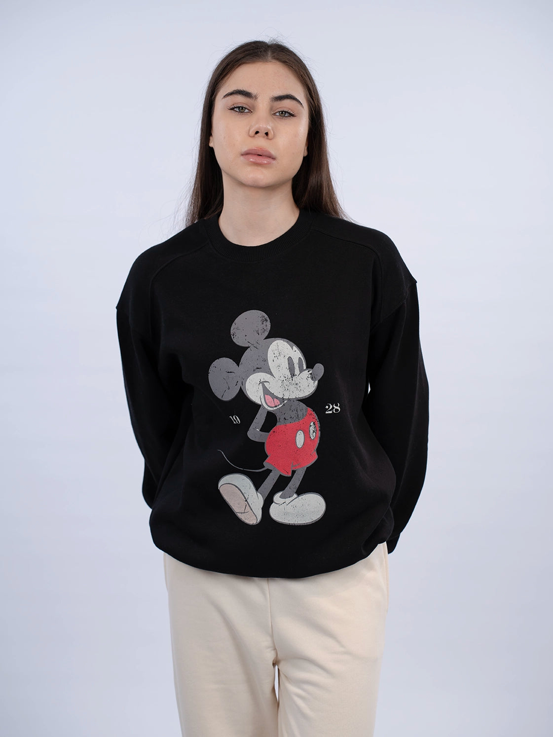 Black Casual Sweater With Cartoon Front Design