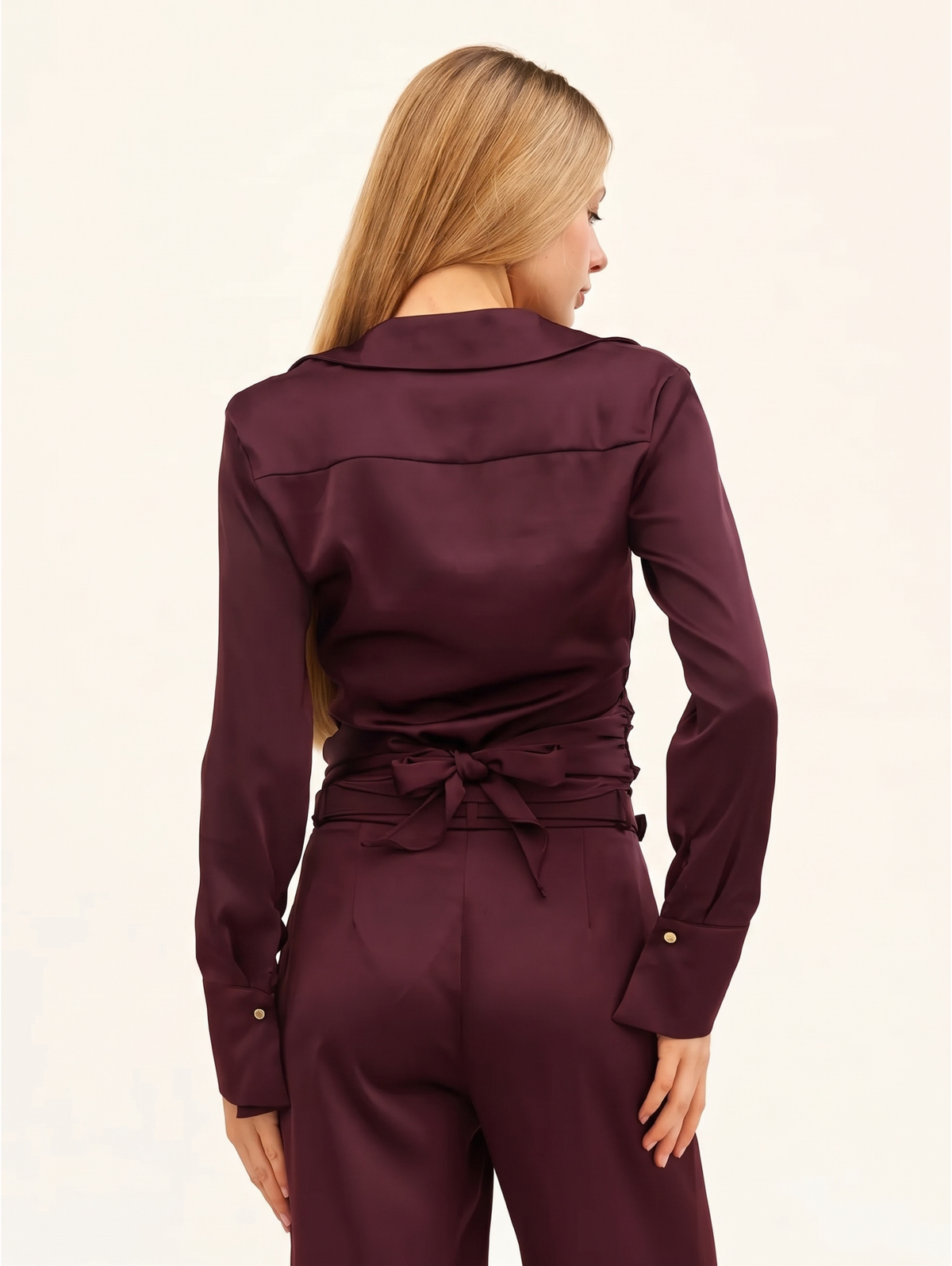 Bordo V-Neck Fitted Blouse