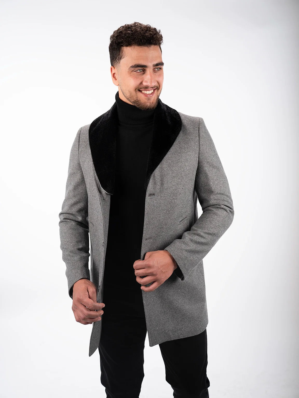 Classic Grey Coat With Fure Collar