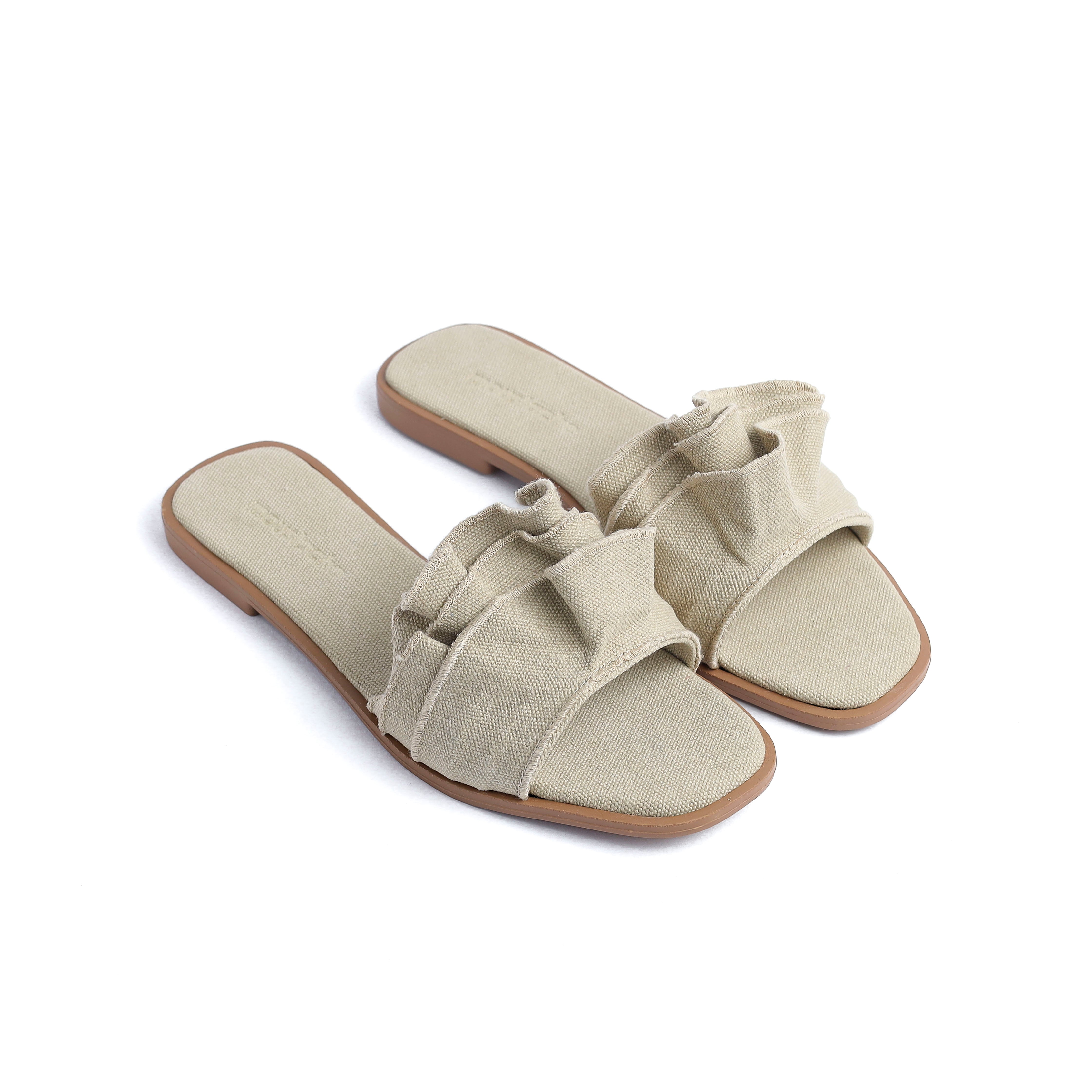 Flat Beige Slipper With Design