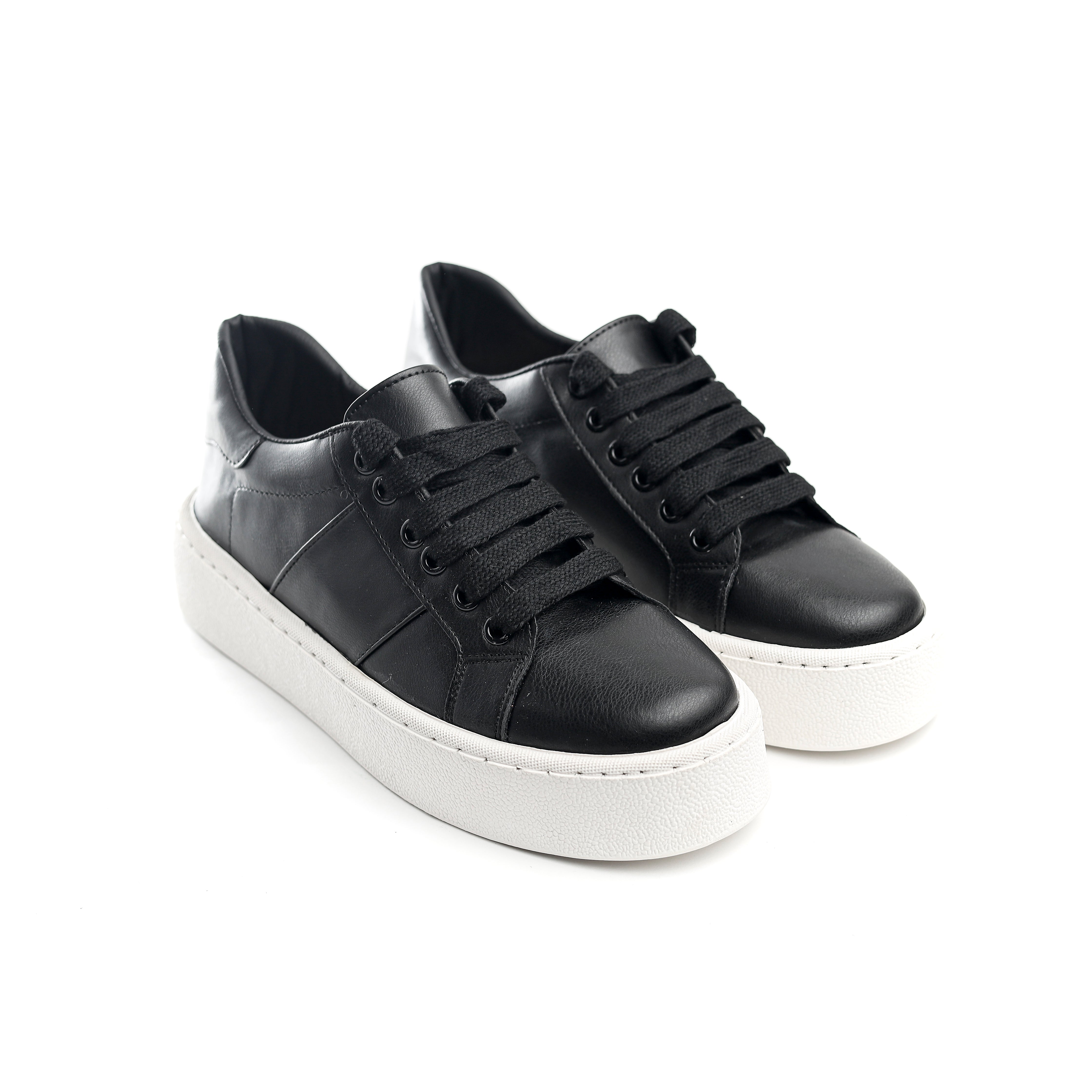Leather Lacing Black Shoes
