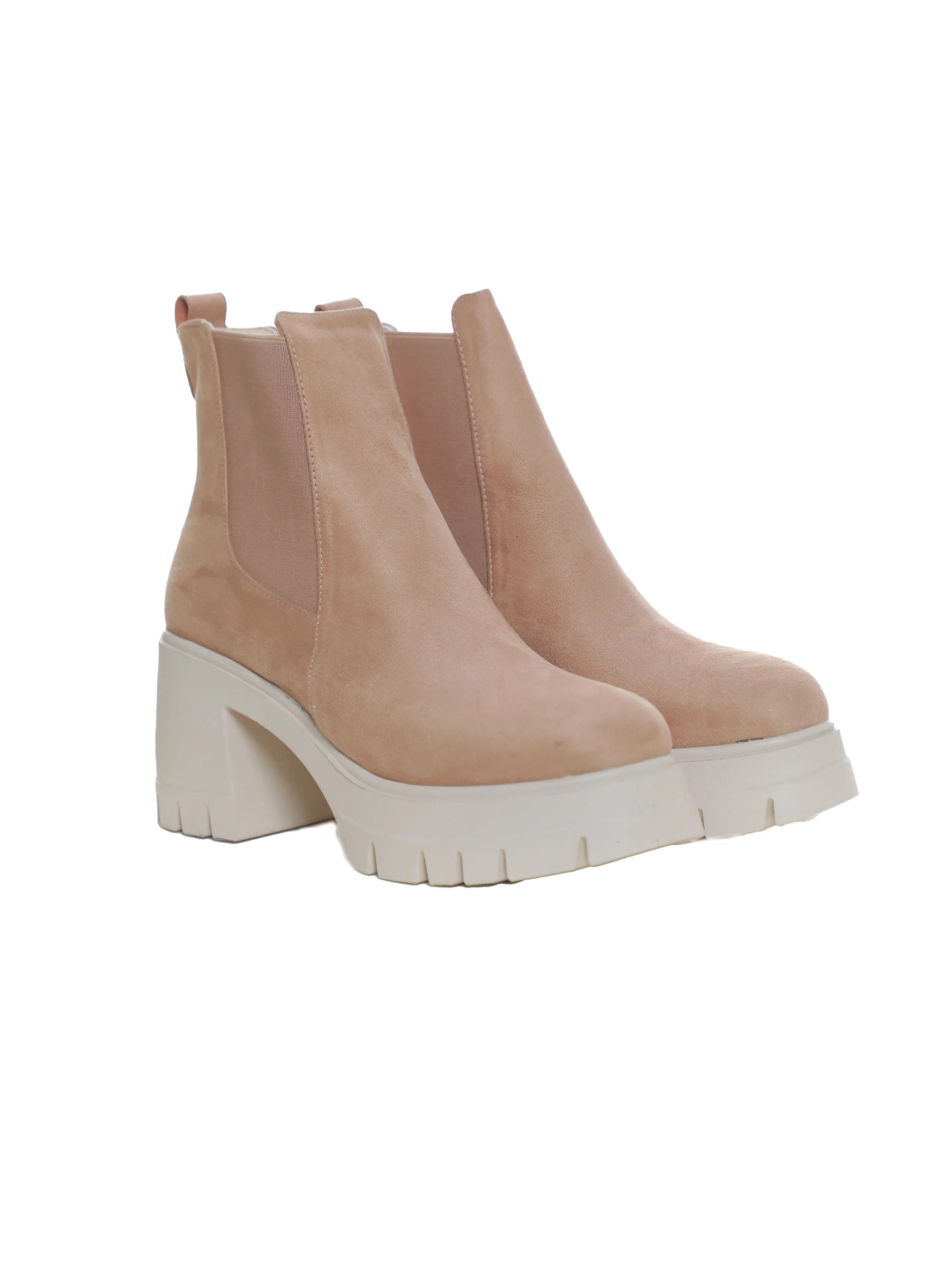 Beige Ankle Boot With Western Style