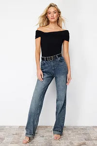 Trendyol Black Crop Blouse With Flexible Open Collar