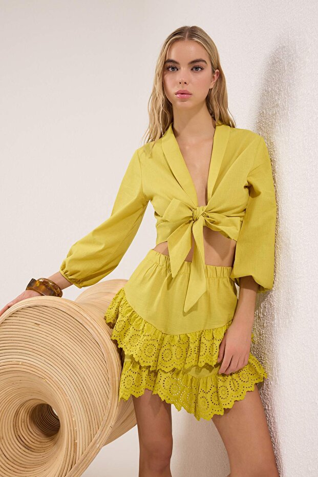 Trendyol Green Crop Tie Flared Cotton Beach Blouse