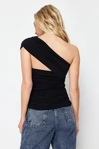 Trendyol Black One Shoulder Detailed Knitted Blouse