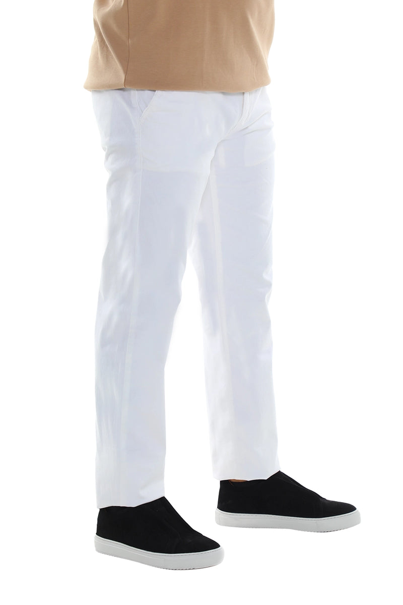 Modern White Chino With Zipper To Close
