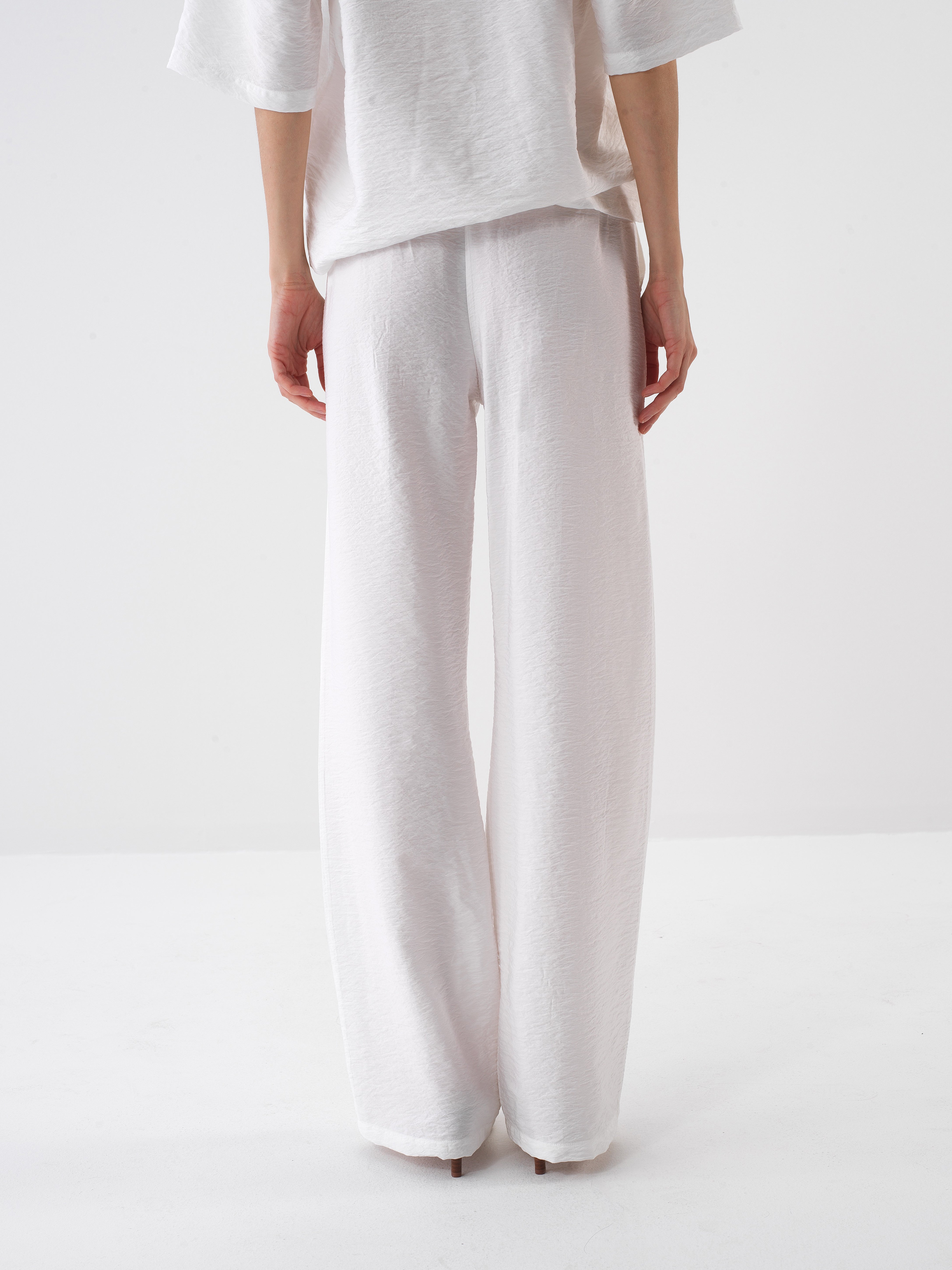 Xint White Oversize Pant