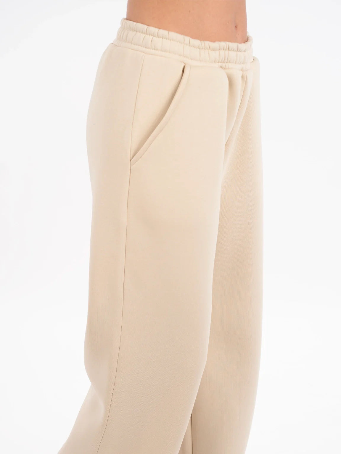 Wide Beige Jogging With Elastic Waist