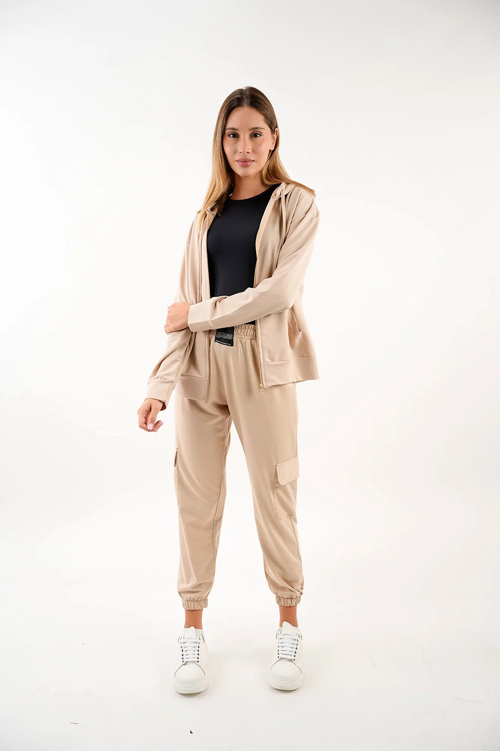 Beige Simple Jacket With Zipper To Close