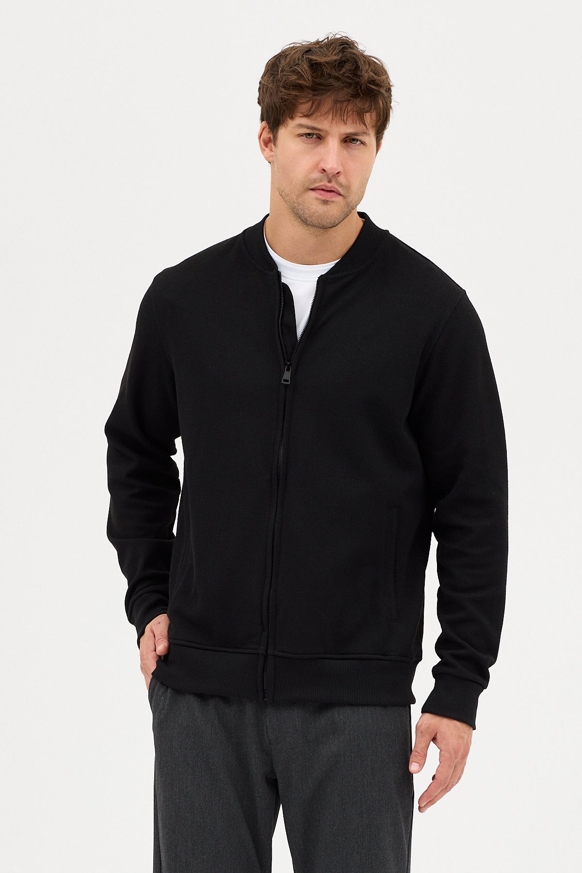 Casual Black Heathered Zip Up Sweater Jacket With Side Pockets