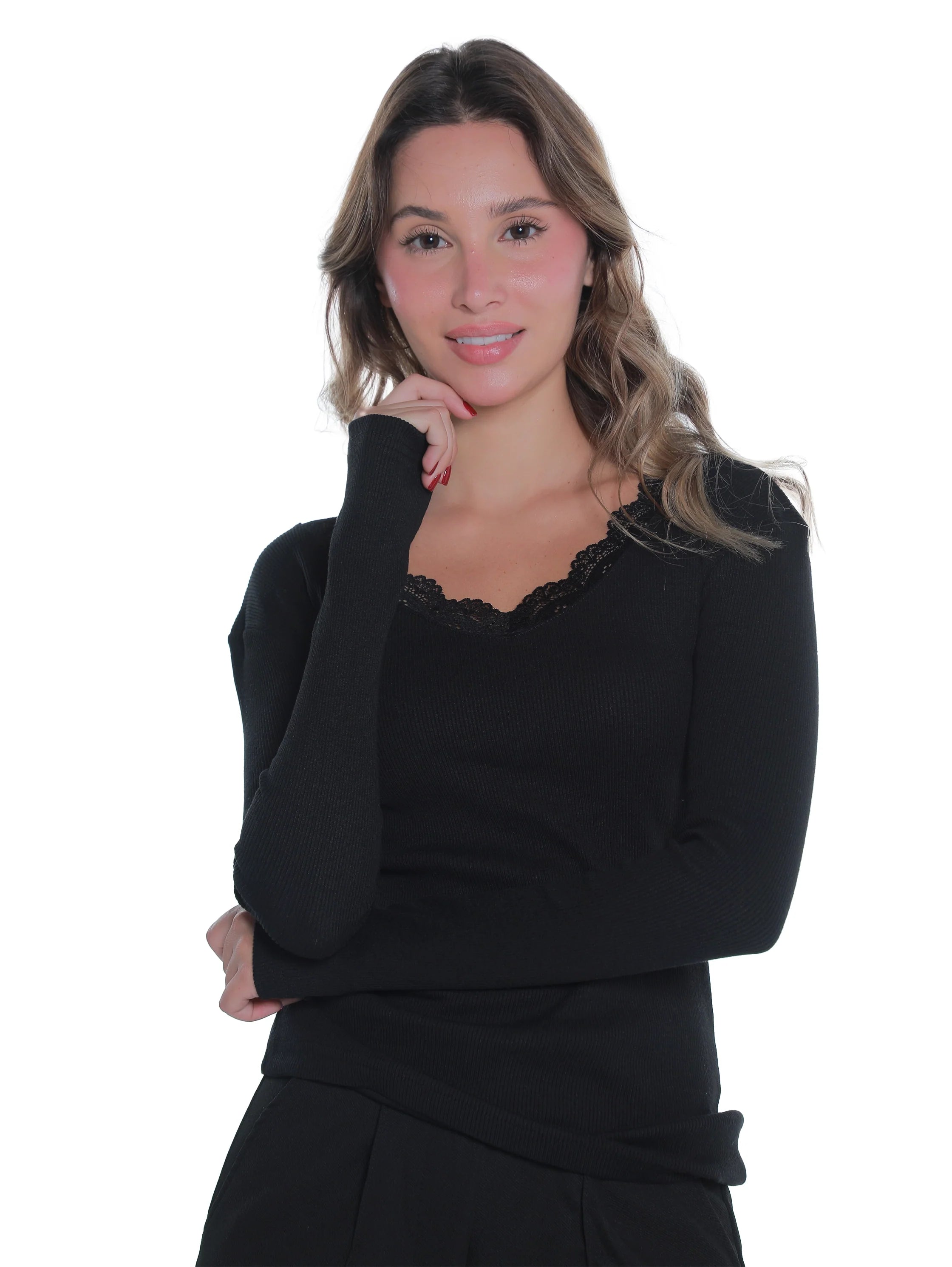 Long Sleeved Ribbed Black Top With Dentelle Neckling Design