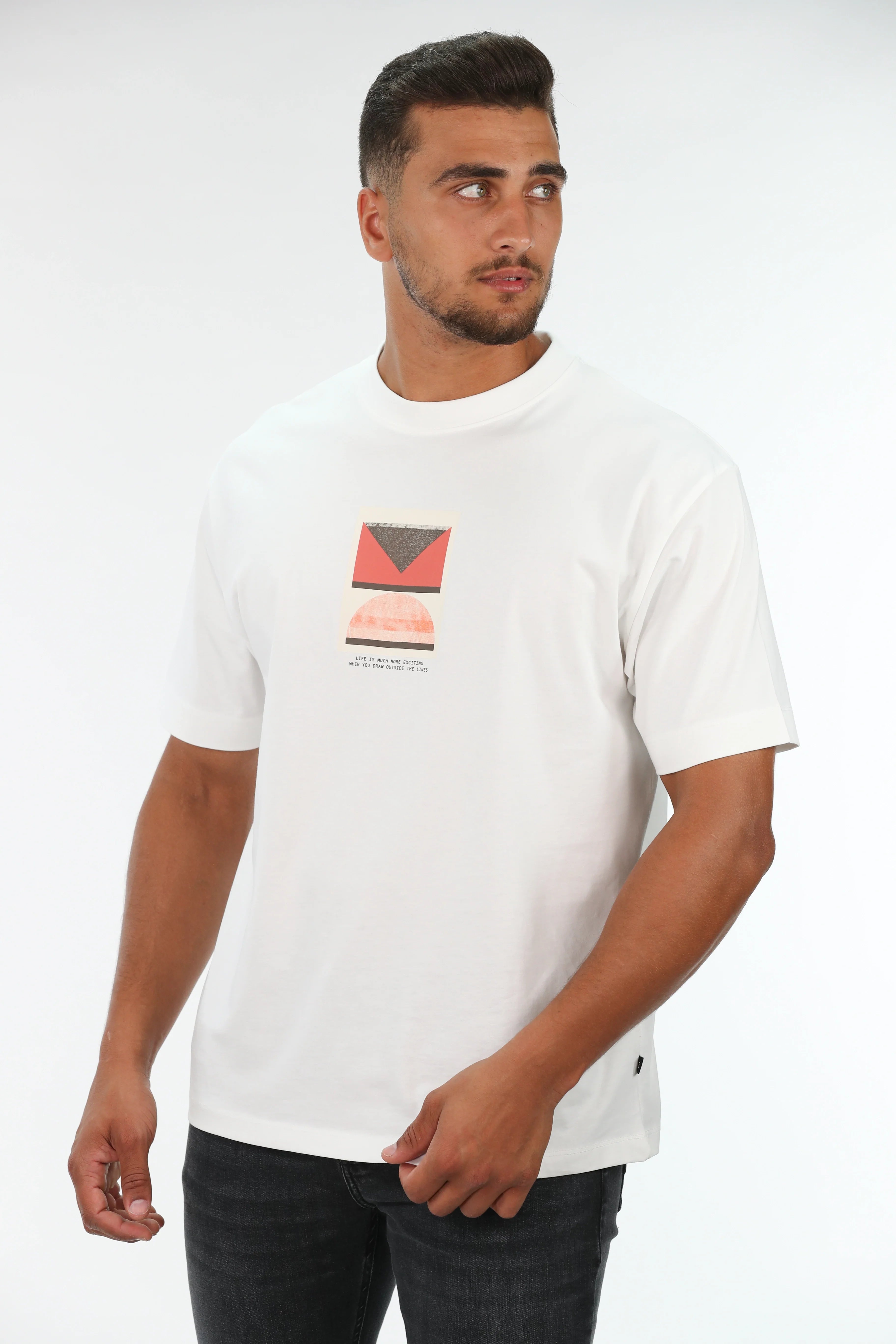 Short Sleeve White T-shirt With Front Design