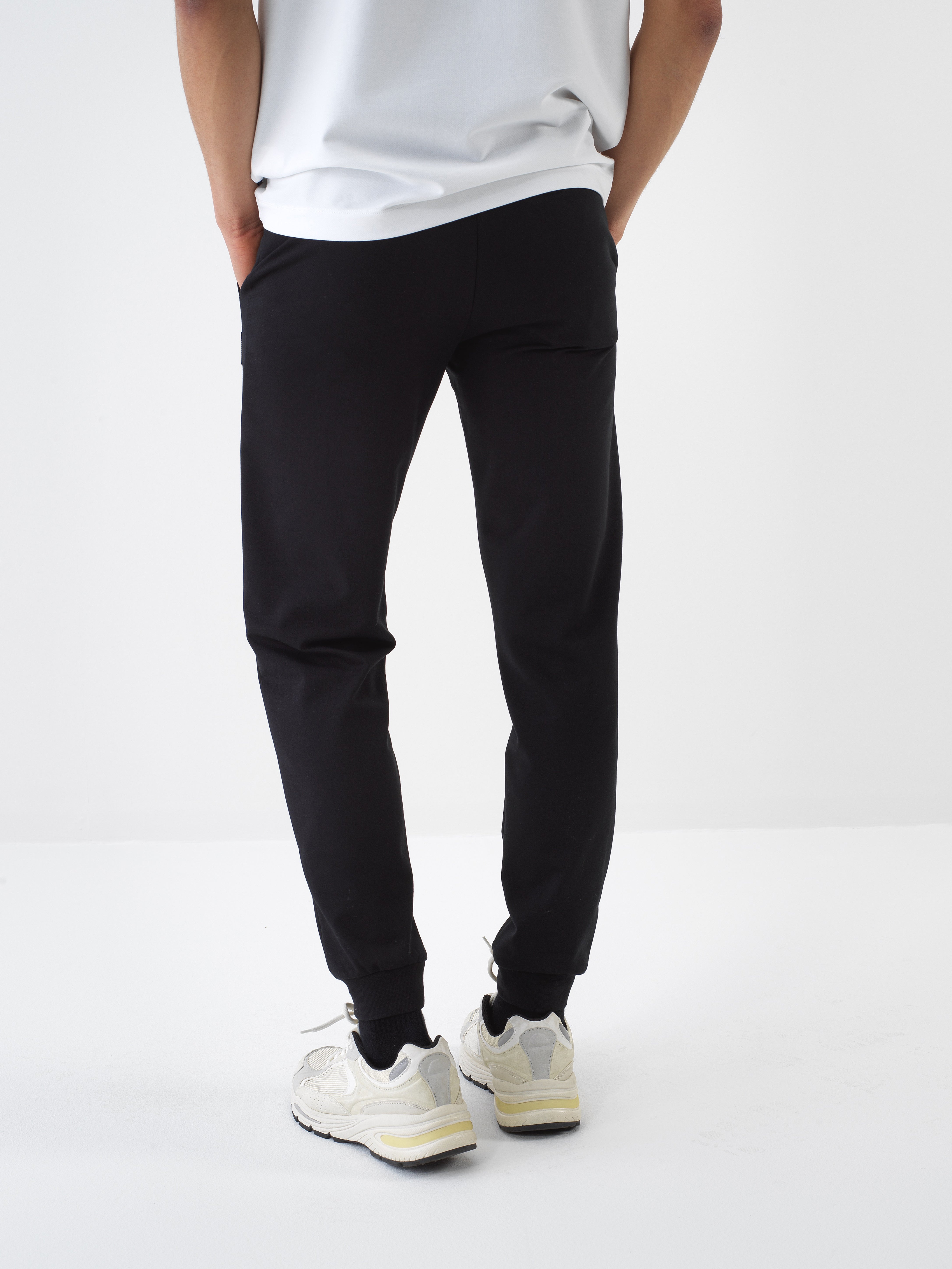 Xint Black Cotton Jogging With Logo