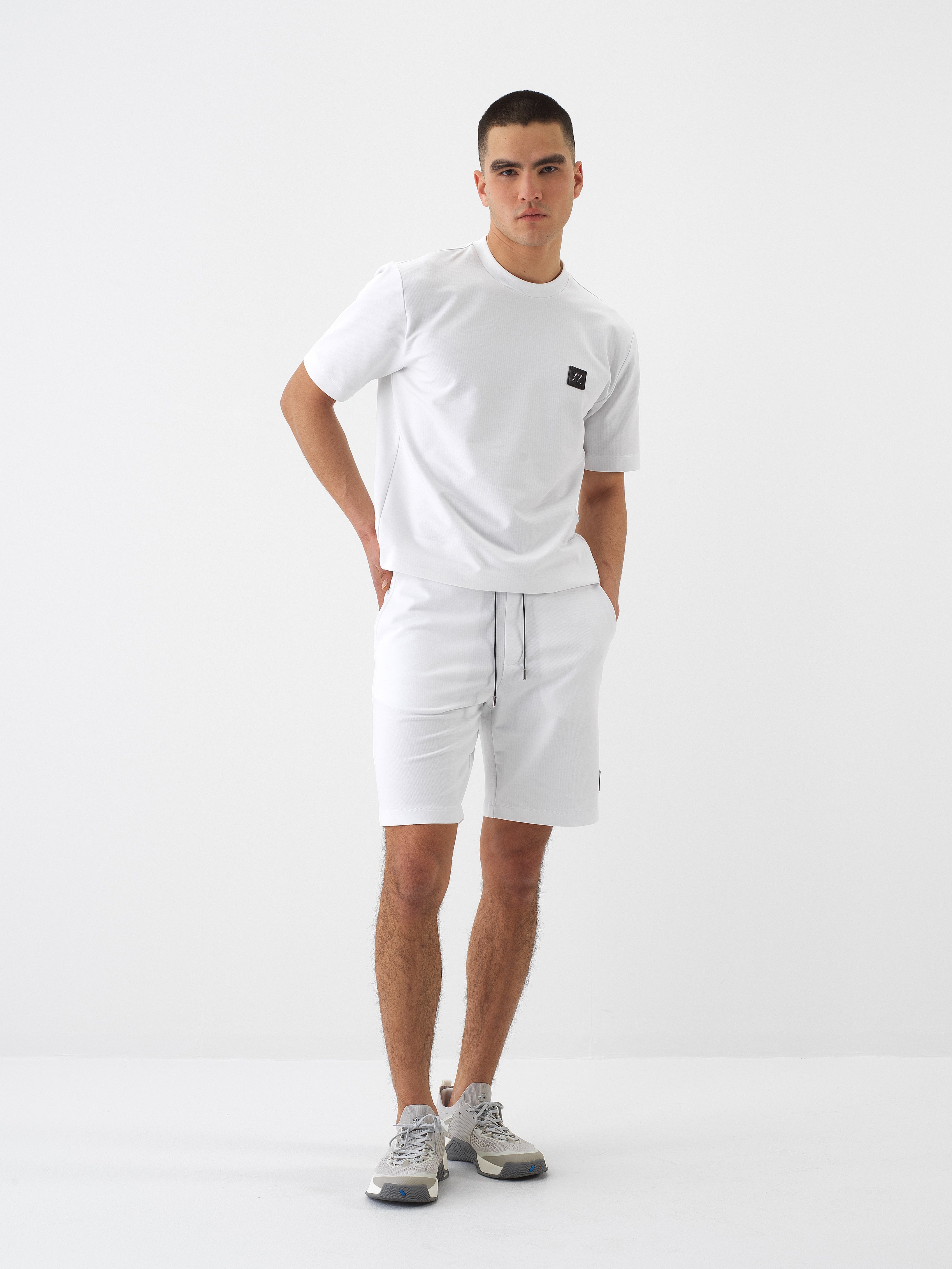 Xint White Short With Elastic Waist