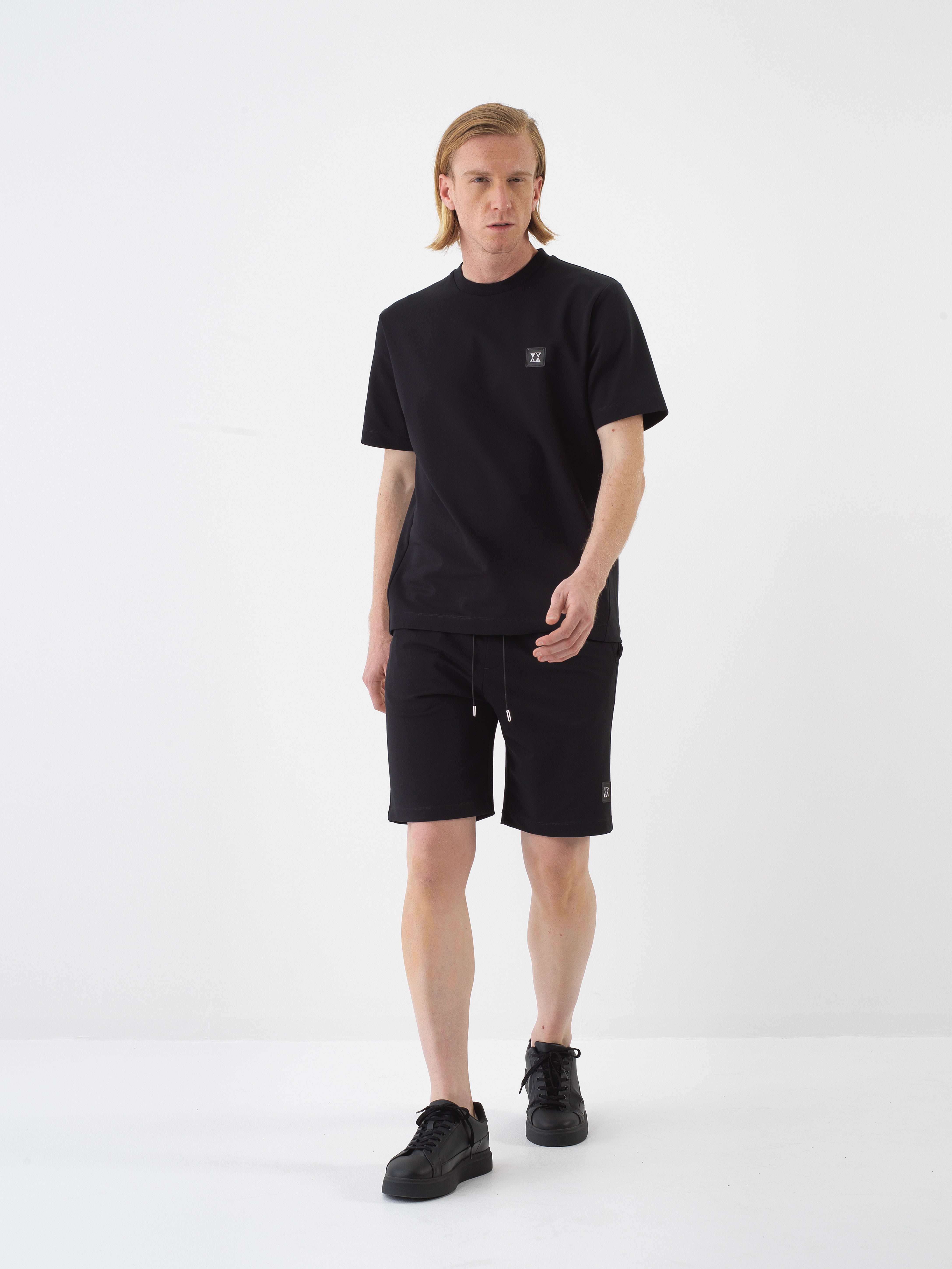 Xint Black Short With Elastic Waist