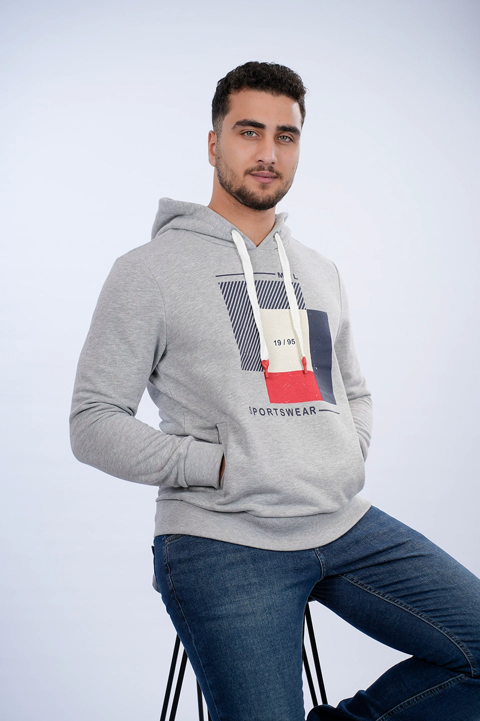 Grey Casual Hoodie With Front Design