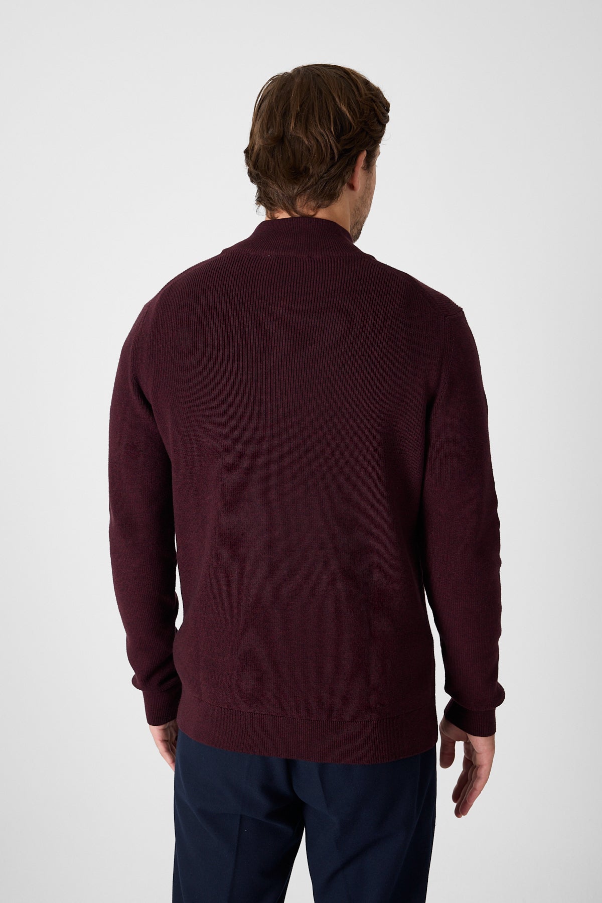 Casual Bordo Quarter Zip Pullover With Contrast Collar Accent